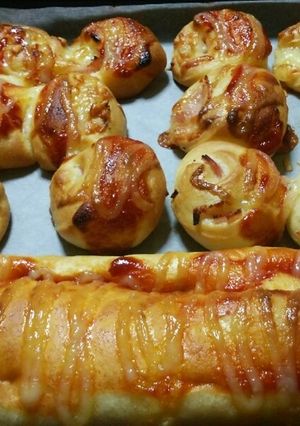 手捏ねのハムチーズパン-レシピのメイン写真