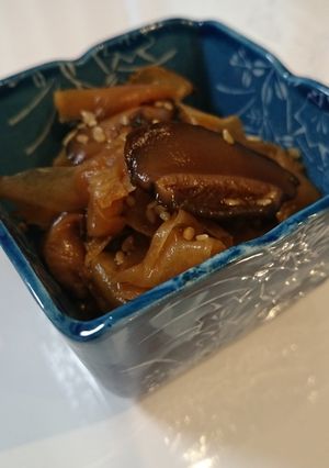 簡単☆ご飯泥棒!新しょうがと椎茸の常備菜-レシピのメイン写真