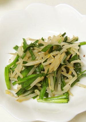 すぐ出来る！ニラとモヤシの炒めポン酢-レシピのメイン写真