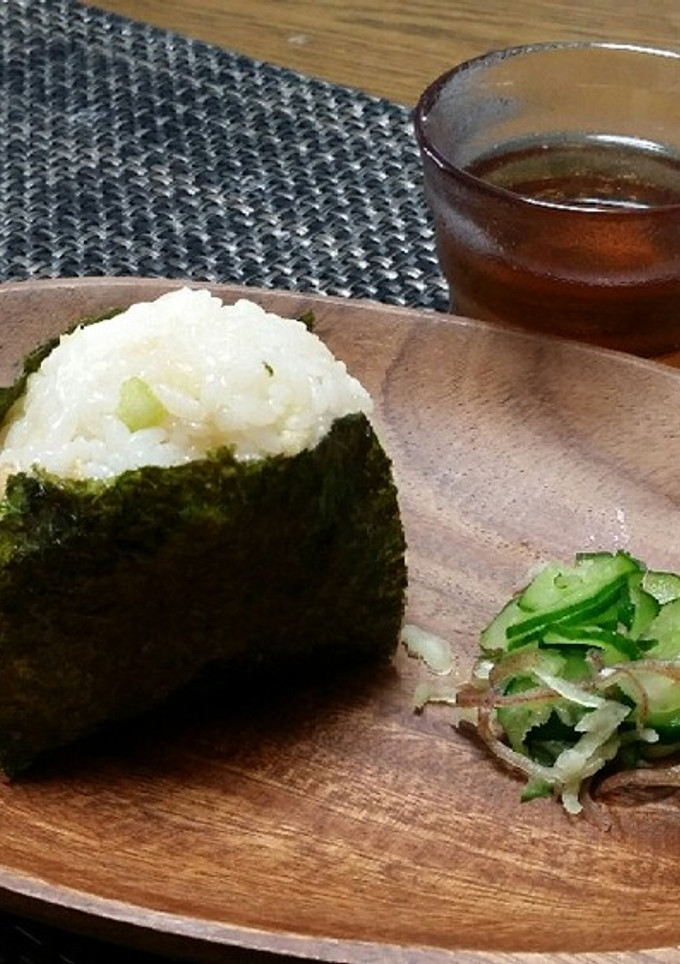 タヌキのおにぎり-レシピのメイン写真