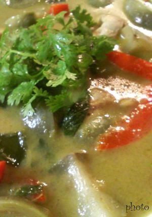 タイ料理 チキングリーンカレー-レシピのメイン写真