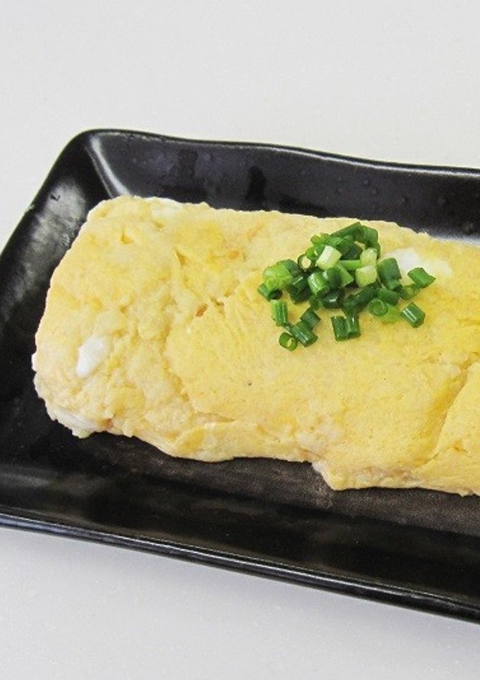 もっちり。とろろ入り玉子焼き-レシピのメイン写真