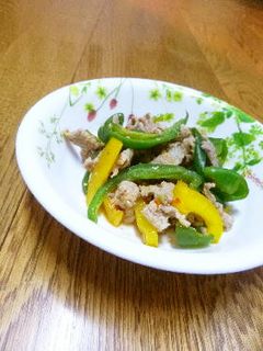 ピーマンと豚肉のピリ辛味噌炒め-レシピのメイン写真