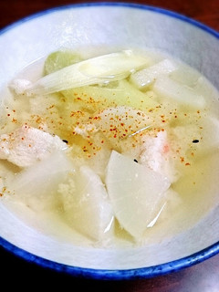 大根と白身魚のすりみのお味噌汁-レシピのメイン写真