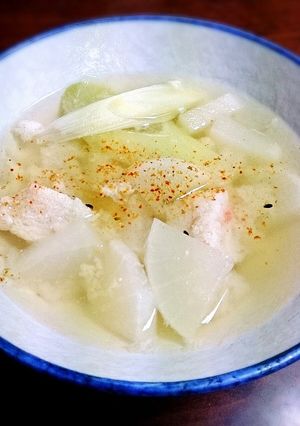 大根と白身魚のすりみのお味噌汁-レシピのメイン写真
