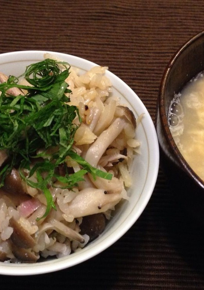 秋刀魚とキノコの炊き込みご飯-レシピのメイン写真