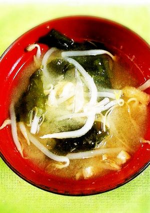 もやしとわかめのお味噌汁-レシピのメイン写真