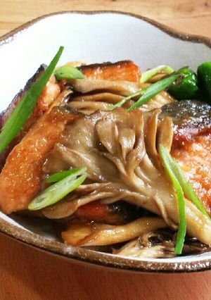 簡単比率◎秋鮭と舞茸のバター焼き-レシピのメイン写真