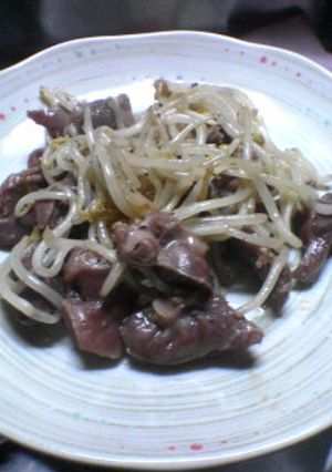 砂ずりともやしのにんにく炒め-レシピのメイン写真