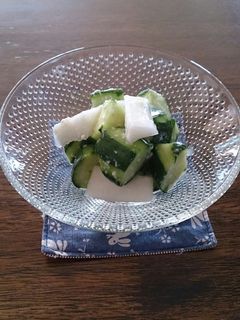 塩麹と顆粒昆布出汁の簡単漬け物♡-レシピのメイン写真