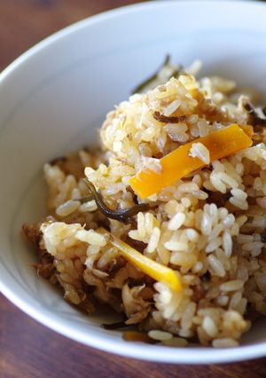 簡単☆ツナと塩昆布の炊き込みご飯-レシピのメイン写真