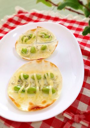 簡単余った餃子の皮で枝豆じゃこチーズ焼き-レシピのメイン写真