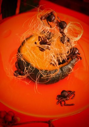 ハロウィン★糸飴で蜘蛛の巣デコレーション-レシピのメイン写真