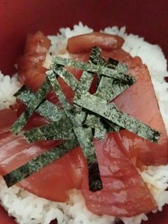 簡単✩美味しい*マグロ丼♠-レシピのメイン写真