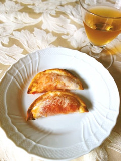 餃子の皮のカルツォーネ-レシピのメイン写真