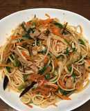 半田ソーメンのたっぷり野菜でキムチ麺
