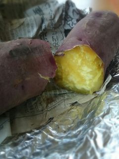 焚き火で焼いたような焼き芋-レシピのメイン写真