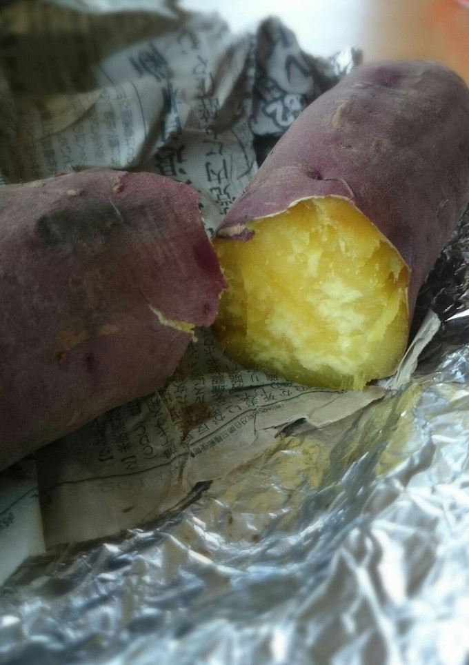 焚き火で焼いたような焼き芋-レシピのメイン写真