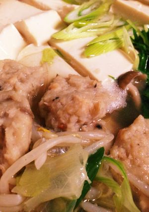 香味ペーストで鶏ごぼう団子鍋-レシピのメイン写真