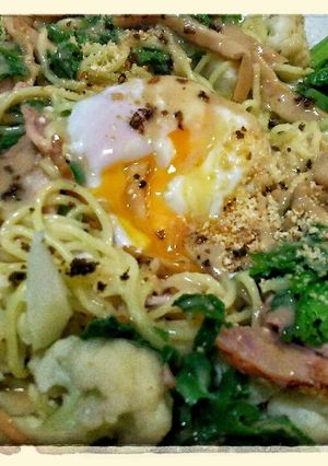 ［茹でるだけ ］温玉のせ温ラーメンサラダ-レシピのメイン写真