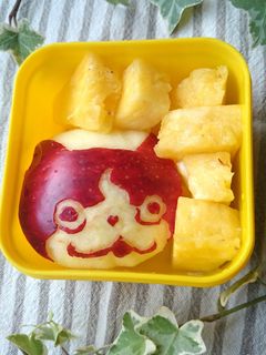 キャラ弁に☆りんごでジバニャン飾り切り★-レシピのメイン写真