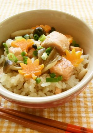 秋鮭ときのこの炊き込みごはん-レシピのメイン写真