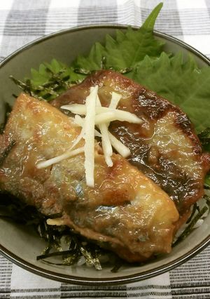 さんまの蒲焼き丼-レシピのメイン写真