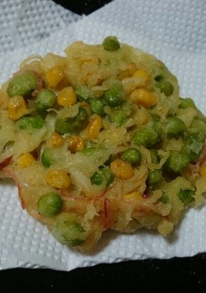 簡単♪枝豆とコーンとかにかまのかき揚げ-レシピのメイン写真