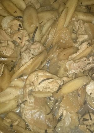 超簡単！！肉とゴボウと大根の煮物-レシピのメイン写真