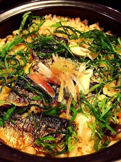 薬膳たっぷり♪秋刀魚と茸の炊き込みご飯-レシピのメイン写真