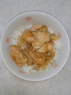 プルコギのたれde柔らかい鶏むね肉丼♬-レシピのメイン写真