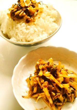 簡単♪大根の皮と葉のピリ辛洋風炒め-レシピのメイン写真