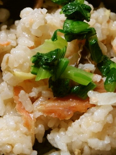大根と秋鮭の端で炊き込みご飯-レシピのメイン写真