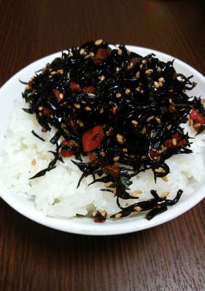 ご飯がすすむ☆カリカリ梅ひじき-レシピのメイン写真