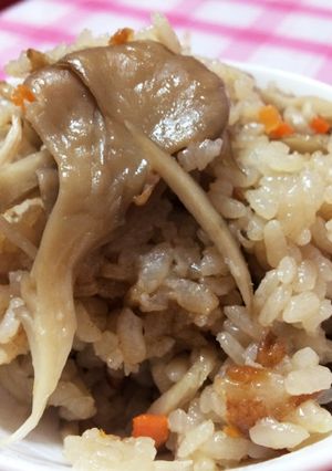 まいたけとごぼうの炊き込みごはん-レシピのメイン写真