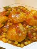 鶏のソテーとひよこ豆のトマトソース煮込み