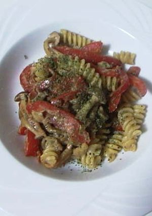 きのことパプリカクリーミー辛味噌パスタ-レシピのメイン写真