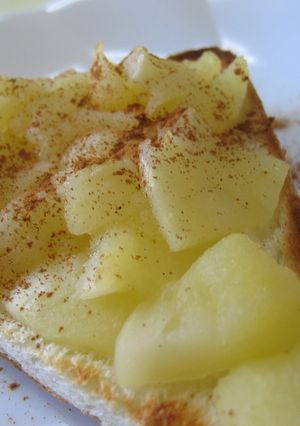 レンジでリンゴトースト-レシピのメイン写真