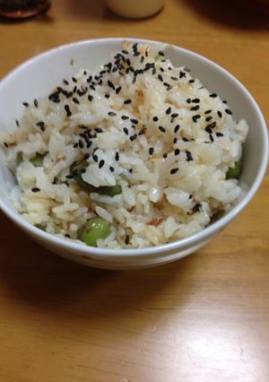 簡単☆子供も大人も枝豆おかか混ぜごはん-レシピのメイン写真