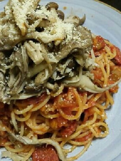 たっぷりキノコのトマトソースパスタ★-レシピのメイン写真