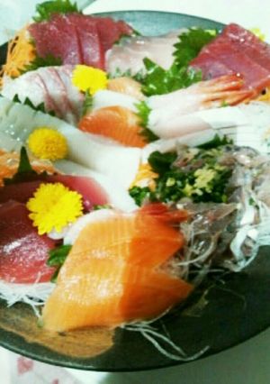 裏技？お刺身の盛り付け再現２秒！-レシピのメイン写真