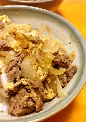 甘ダレ味噌の牛とじ丼(開化丼)-レシピのメイン写真