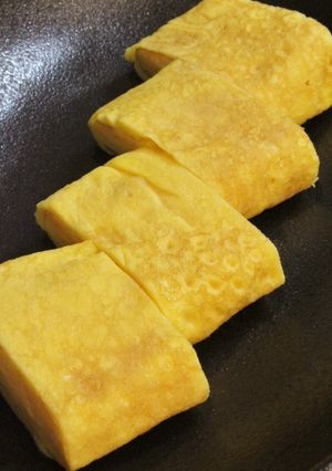 2人分★お弁当に朝食に!わが家の厚焼き卵-レシピのメイン写真