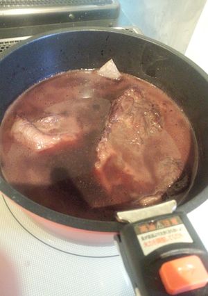 簡単に、味わい深い豚のワイン煮-レシピのメイン写真