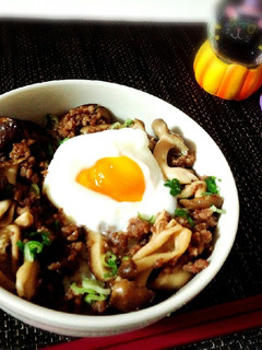 挽き肉ときのこ丼 柚胡椒風味♪-レシピのメイン写真