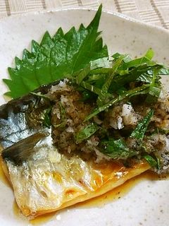 焼魚に大根おろし&ゆかり♪-レシピのメイン写真