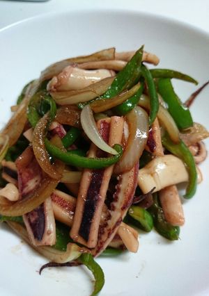 簡単！イカのバター醤油炒め野菜入り♪-レシピのメイン写真