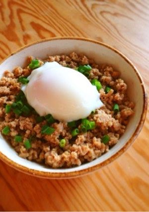 鶏そぼろ半熟たまごゴハン-レシピのメイン写真