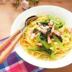 A picture of ひと鍋で♪小松菜とベーコンのスープパスタ.