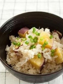 さつまいもと帆立の炊き込みご飯-レシピのメイン写真